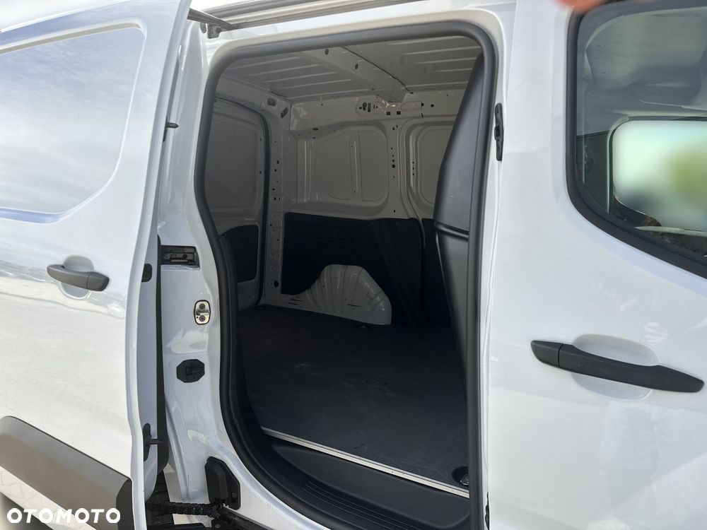 Toyota PROACE CITY - 23