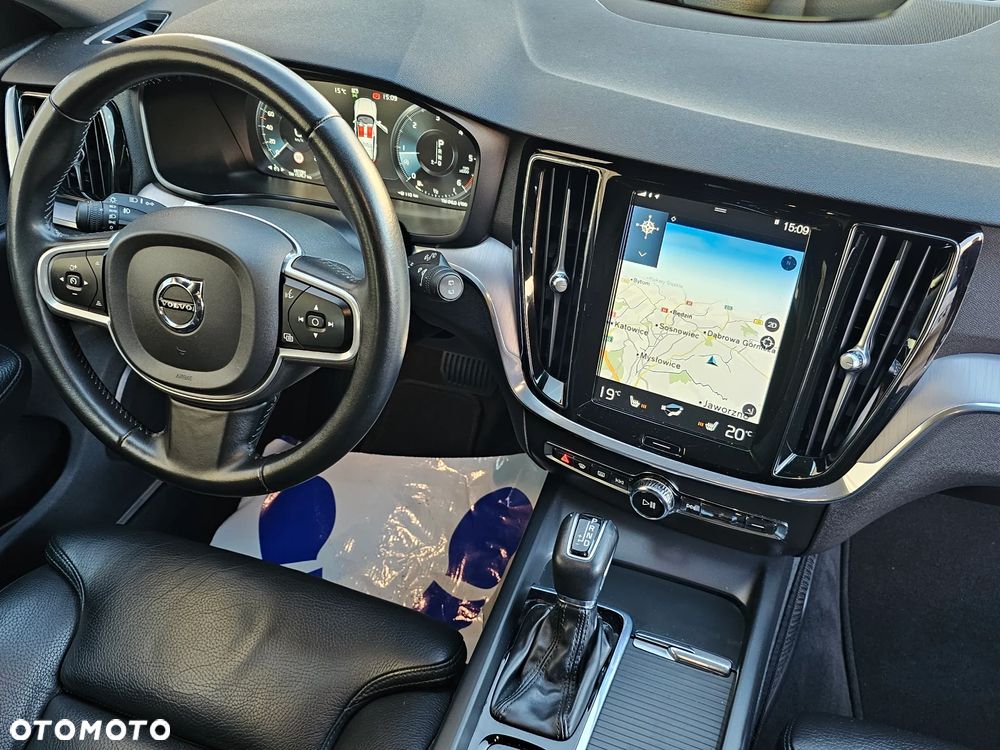 Volvo V60 D3 Geartronic Momentum Pro - 32