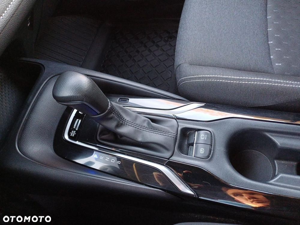 Toyota Corolla 1.8 Hybrid Comfort - 25