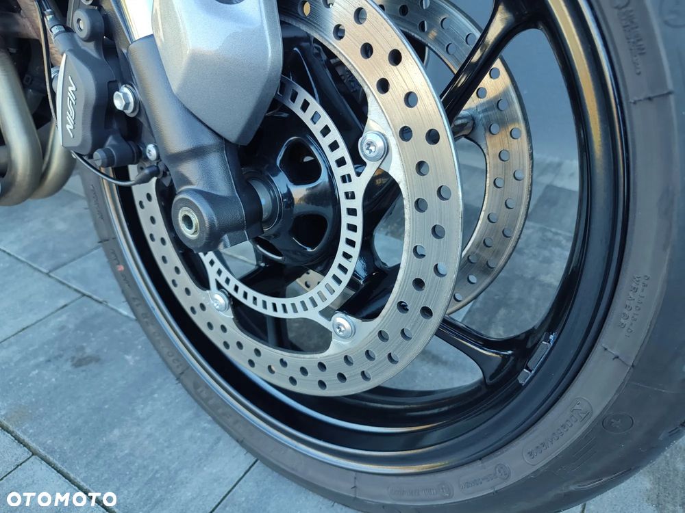 Triumph Trident - 29