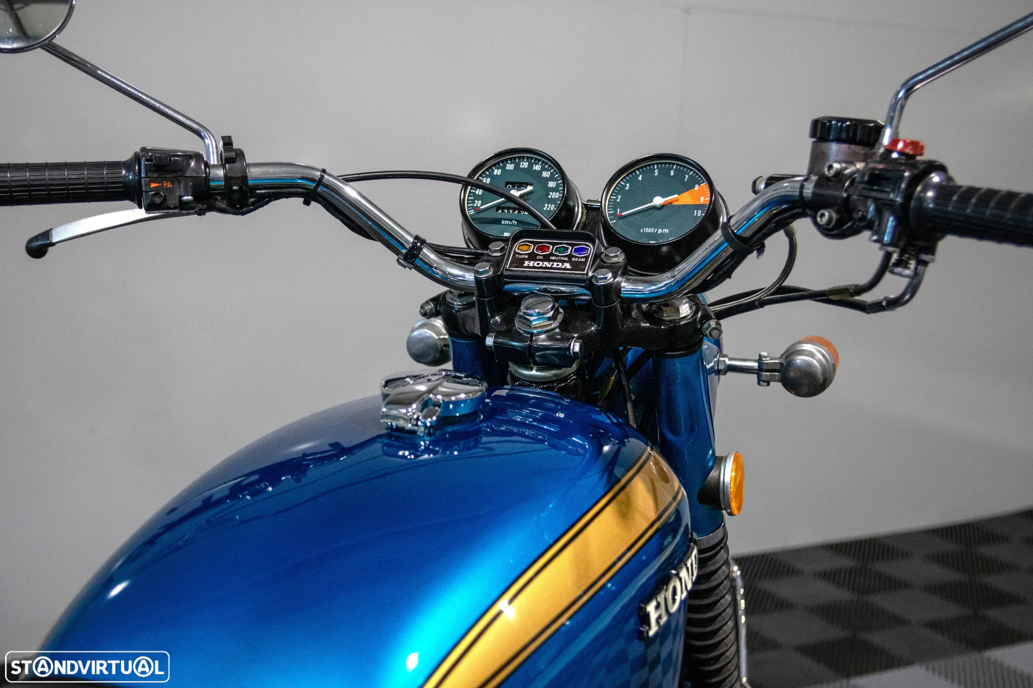 Honda CB 750 FOUR K0 - 18