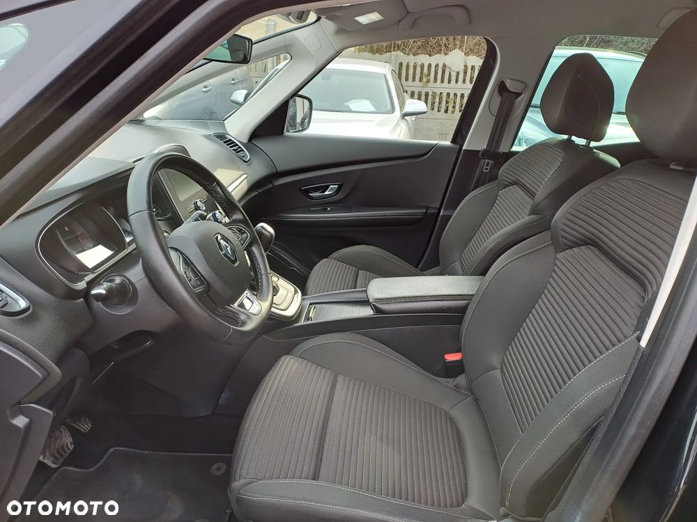 Renault Scenic - 16