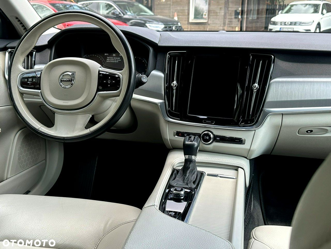 Volvo V90 D5 AWD Momentum - 20