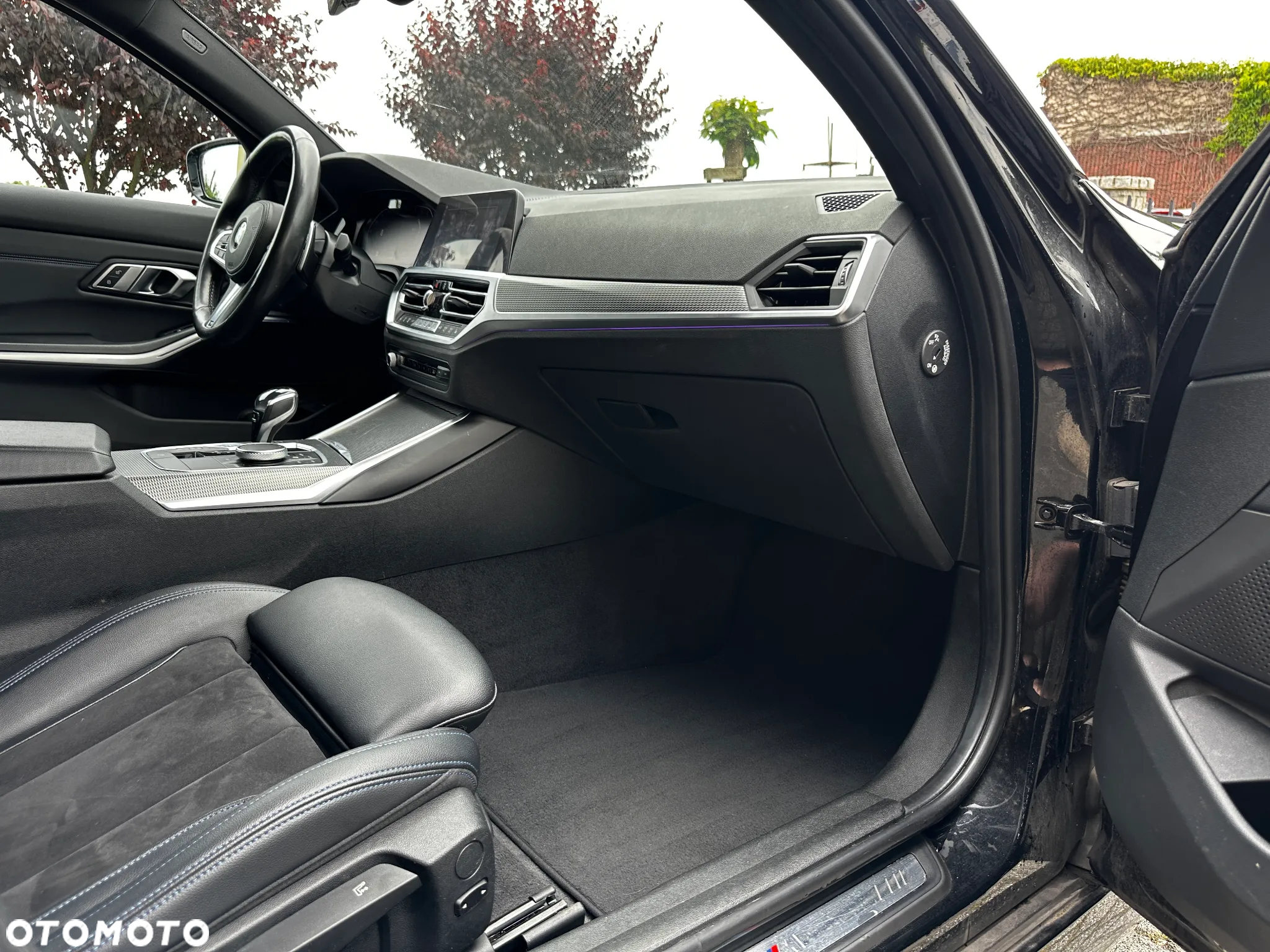 BMW Seria 3 320d Touring M Sport - 27