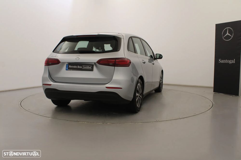 Mercedes-Benz B 180 d - 7