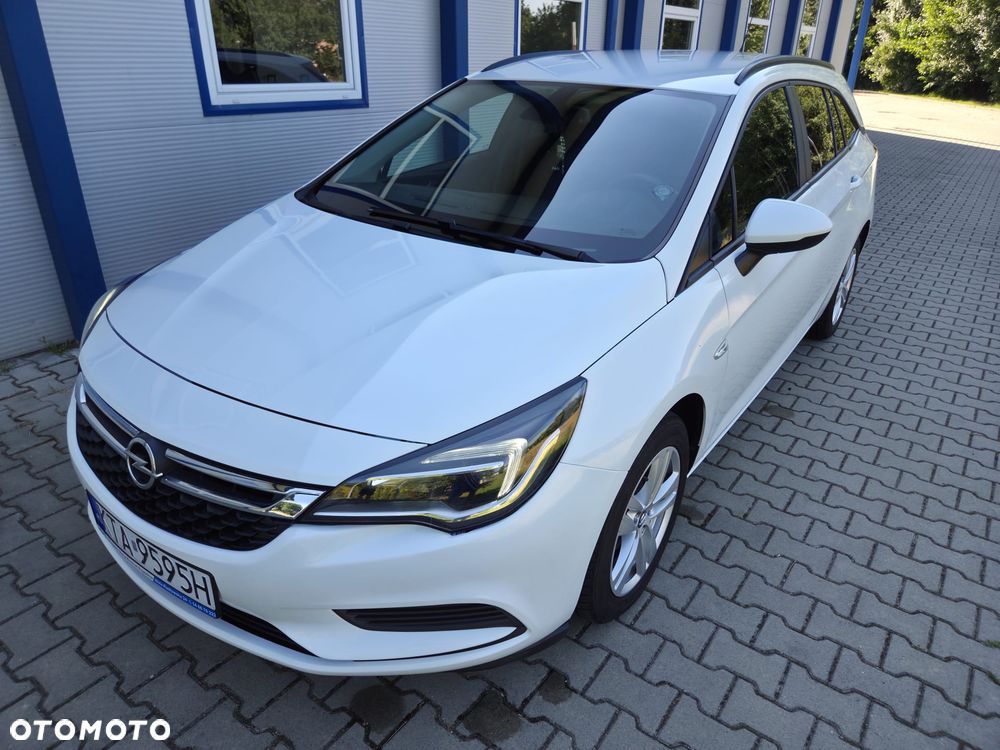 Opel Astra 1.4 T Elite - 11