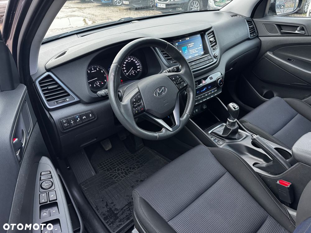 Hyundai Tucson blue 1.6 GDi 2WD Advantage - 38