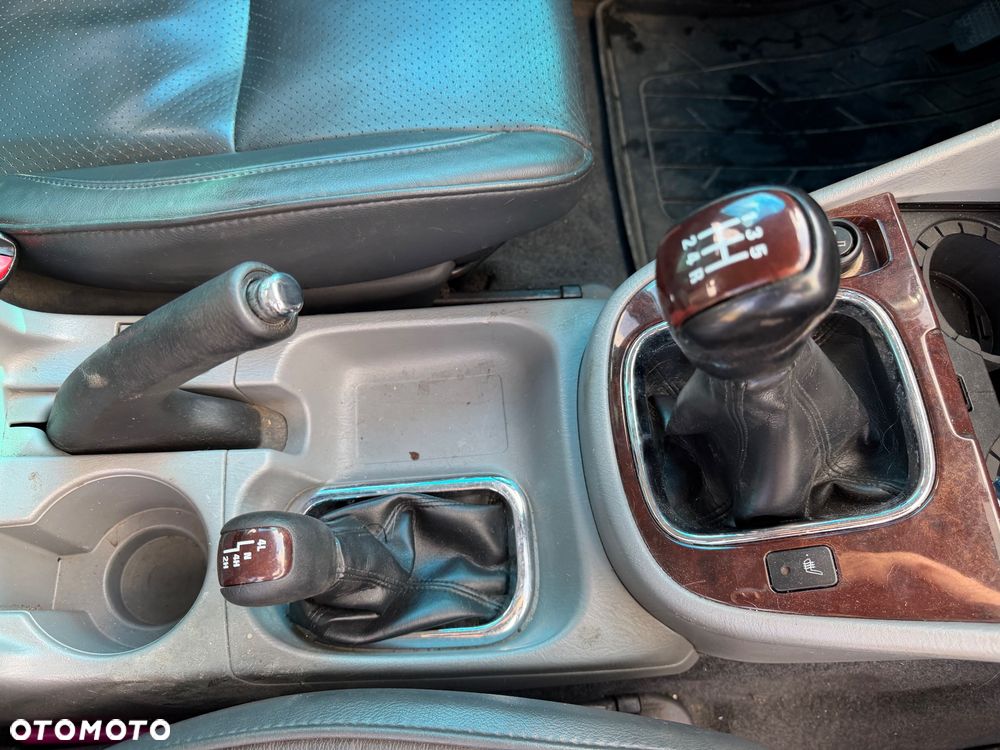 Suzuki Grand Vitara 2.0 Special Edition - 17