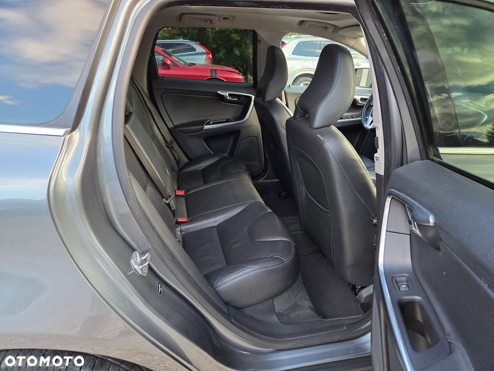 Volvo XC 60 T6 Drive-E Summum - 13