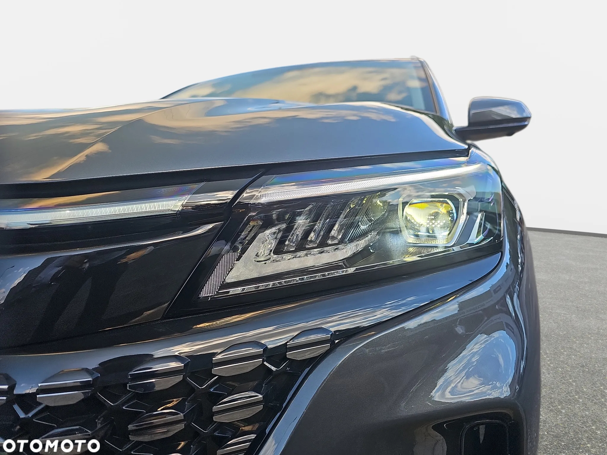 DFSK e5 1.5 PHEV Prestige E-CVT - 9