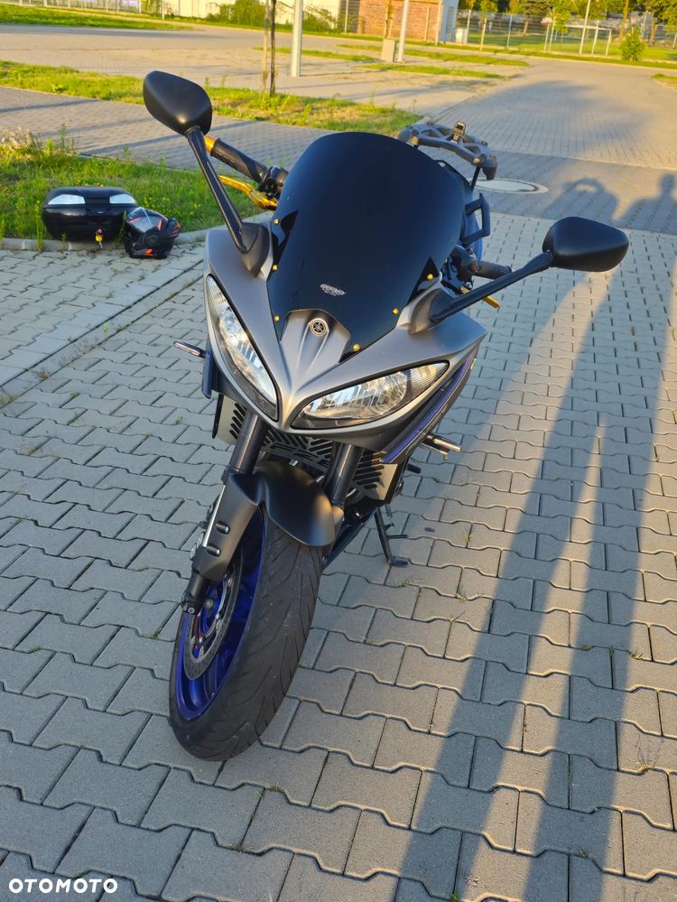 Yamaha FZ8 - 6