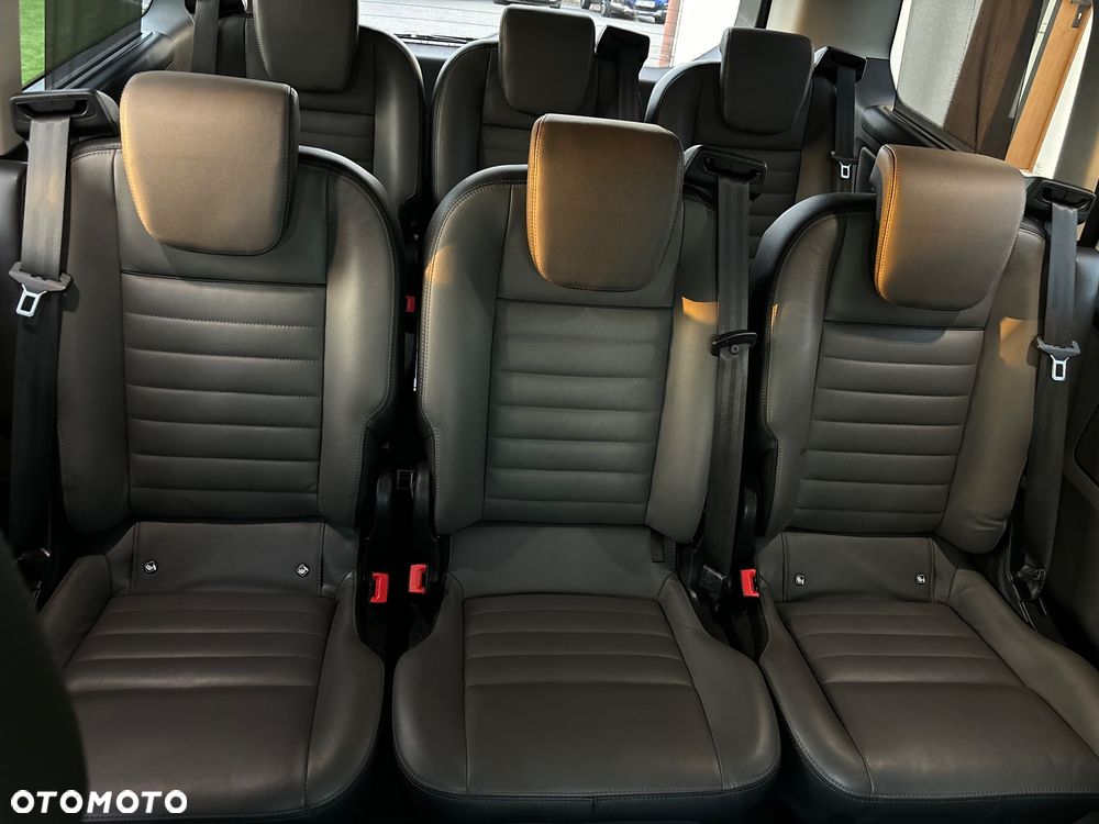 Ford Tourneo Custom 2.0 EcoBlue L1 Titanium SelectShift - 40