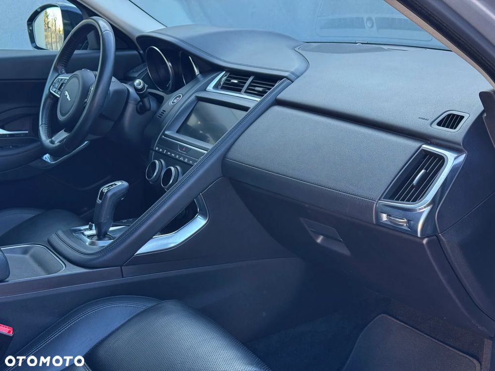Jaguar E-Pace 2.0 i4P AWD SE - 24