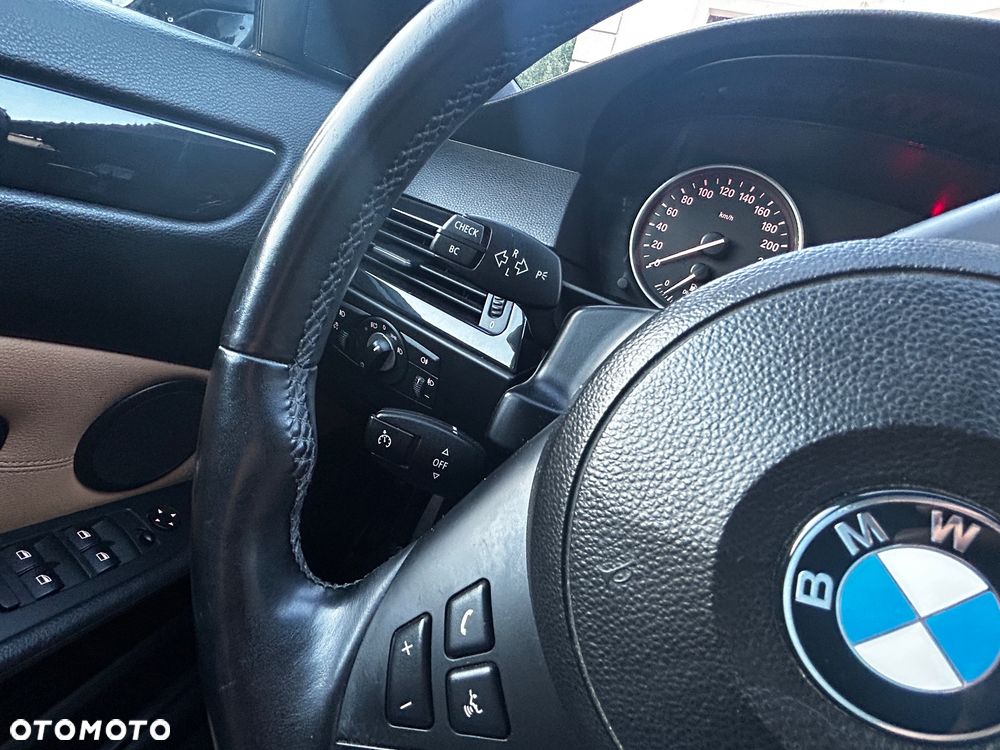 BMW Seria 5 520d Edition Exclusive - 18