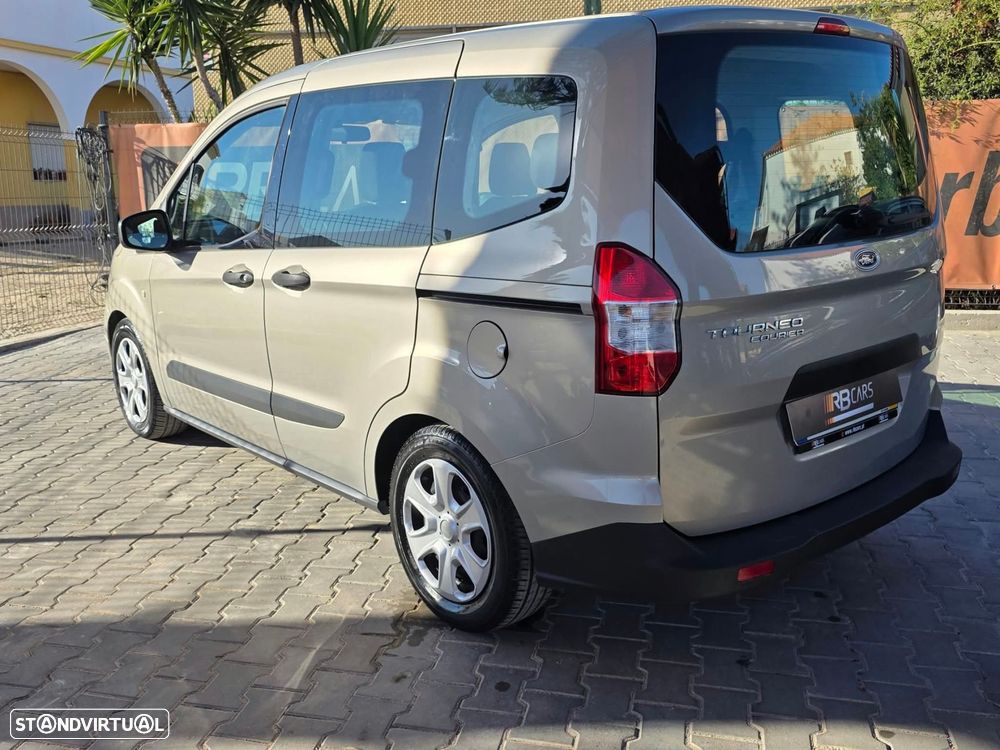 Ford Tourneo Courier 1.5 TDCi Ambiente - 8