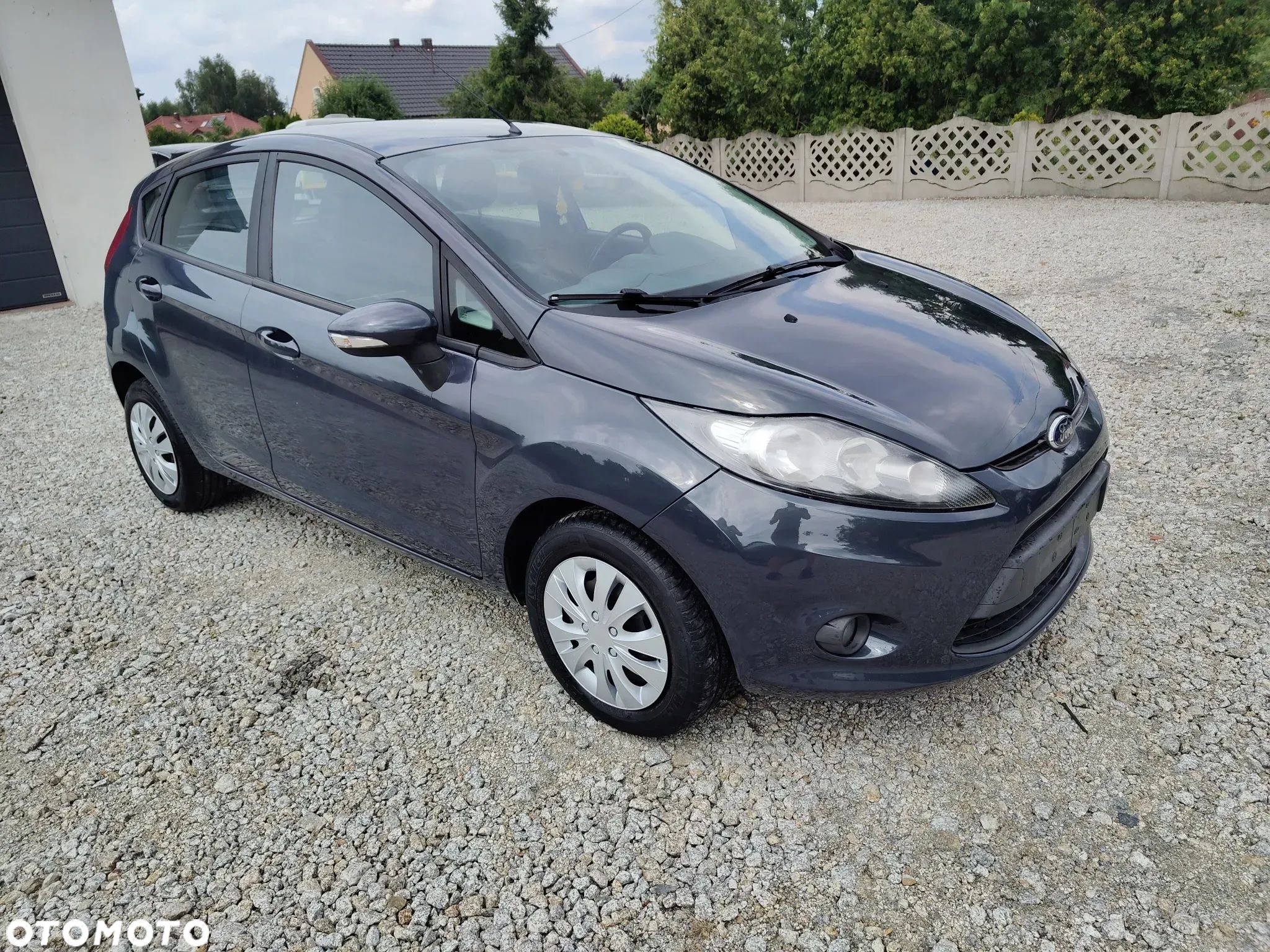 Ford Fiesta 1.25 Ambiente - 1