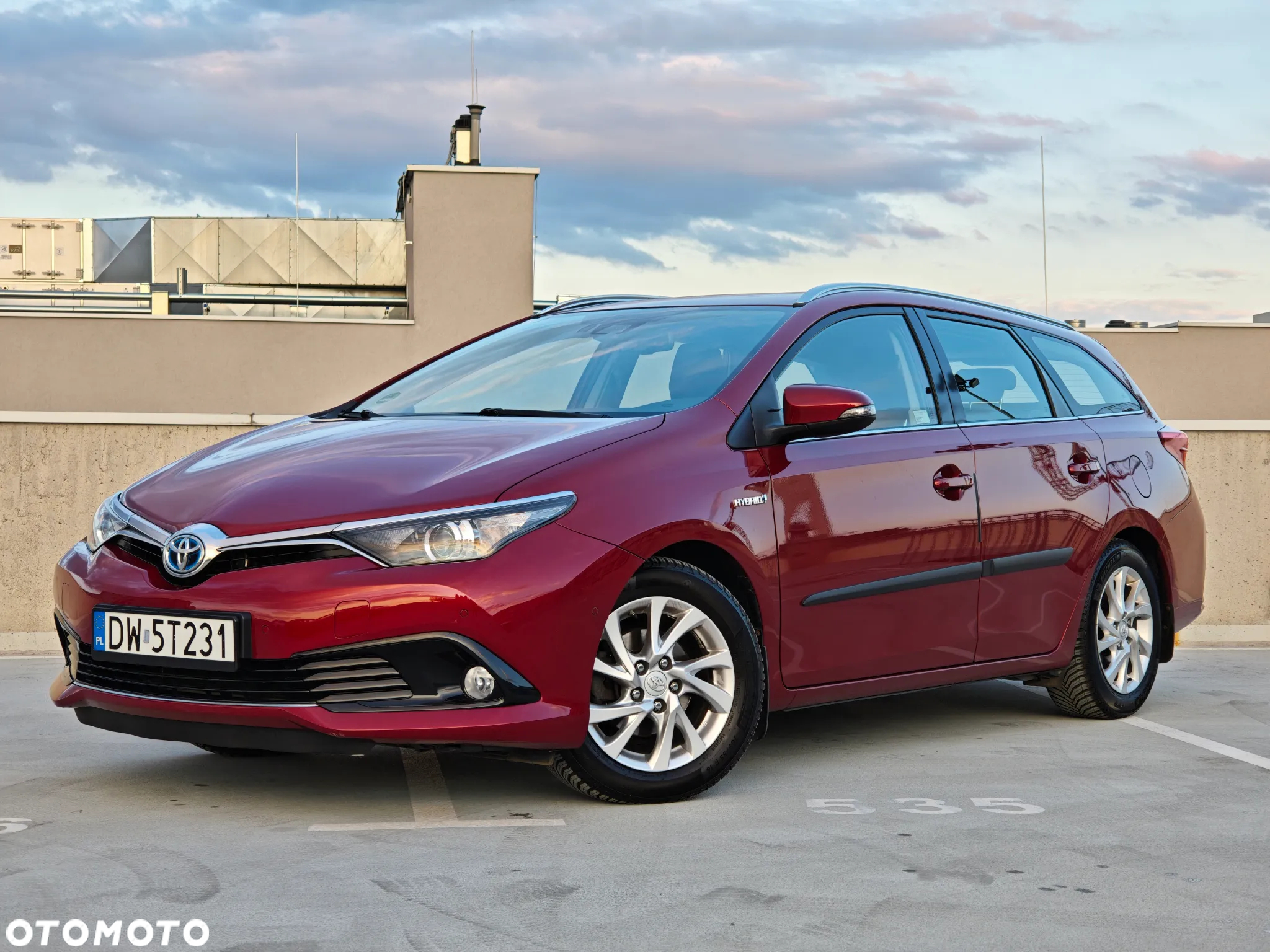 Toyota Auris Hybrid 135 Comfort - 12
