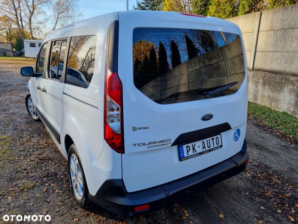 Ford Tourneo Connect Grand - 36