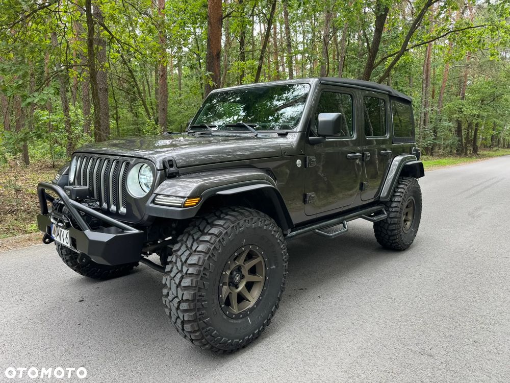 Jeep Wrangler - 1