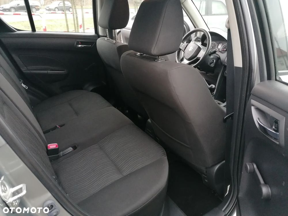 Suzuki Swift - 16