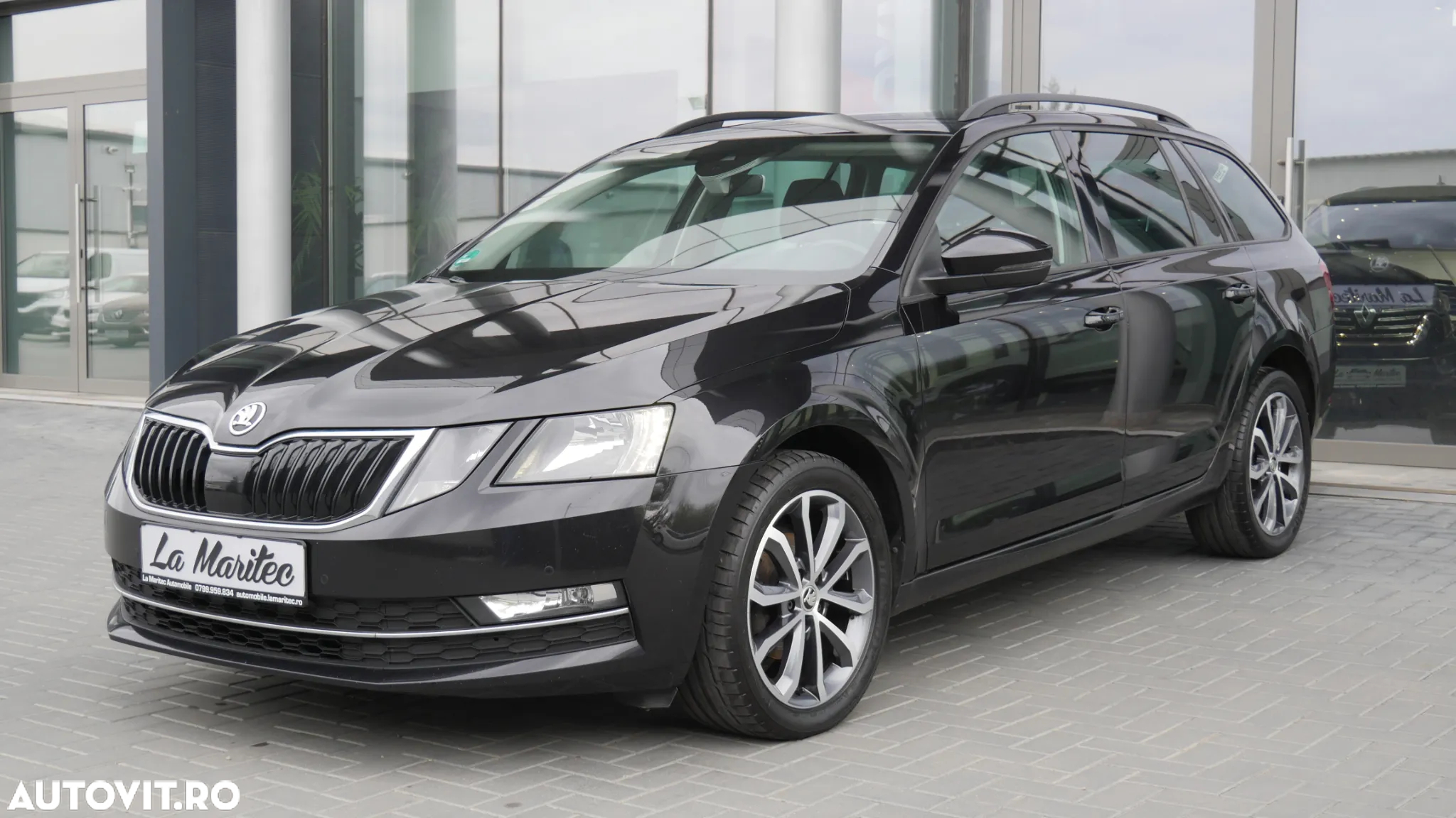 Skoda Octavia Combi 1.6 TDI DSG Style - 7