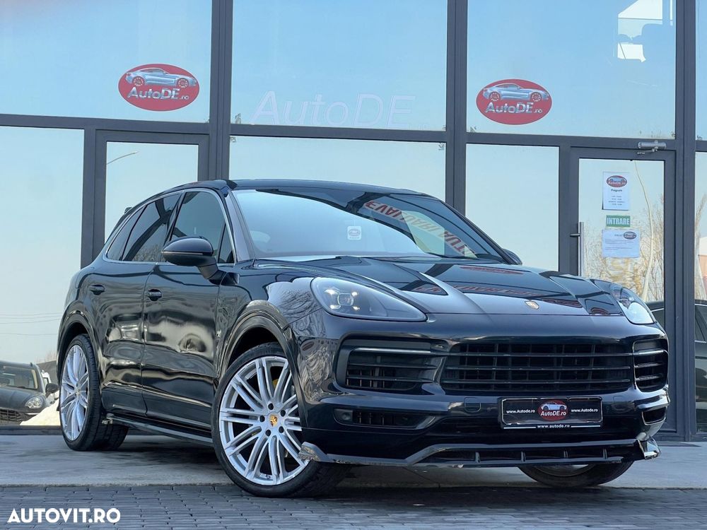 Porsche Cayenne - 2
