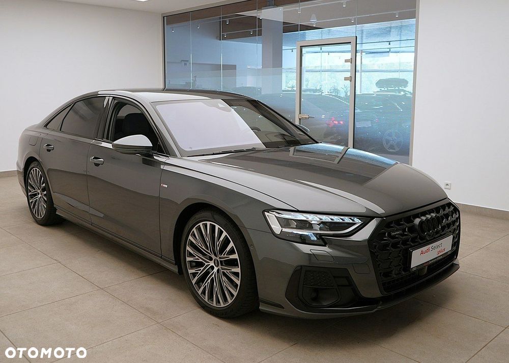 Audi A8 - 6