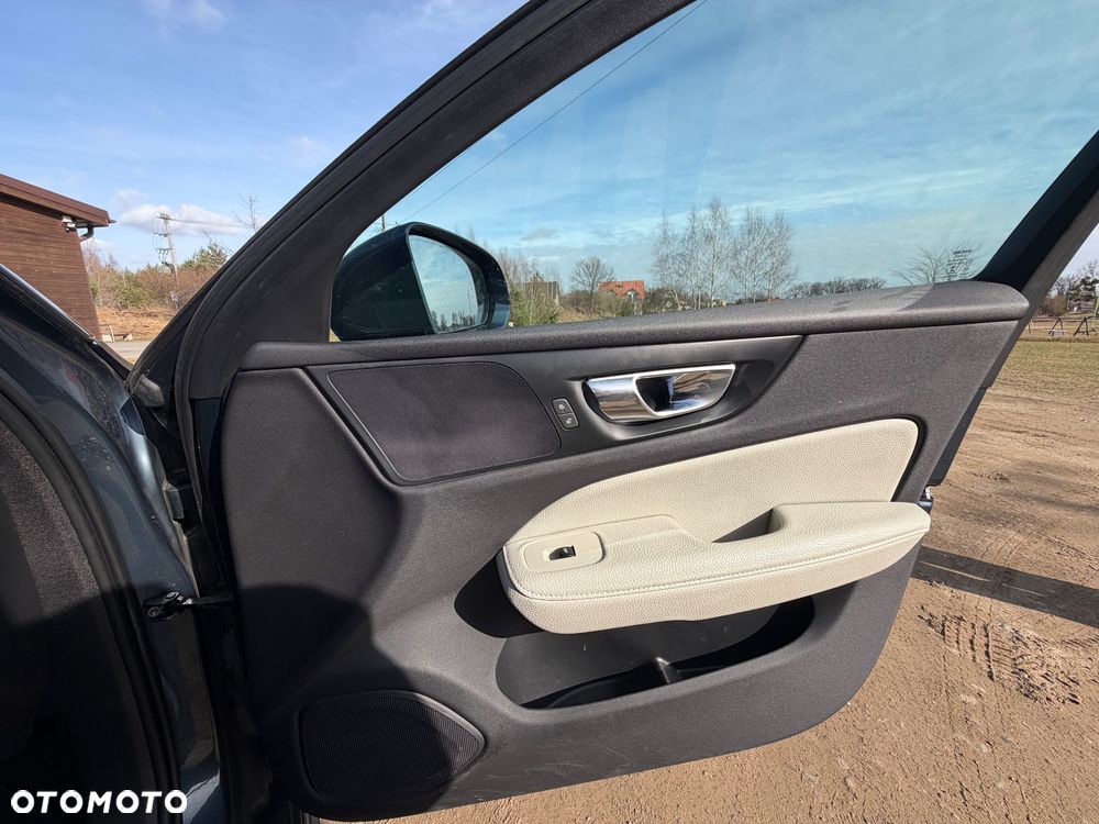 Volvo V60 T5 Geartronic Momentum - 15