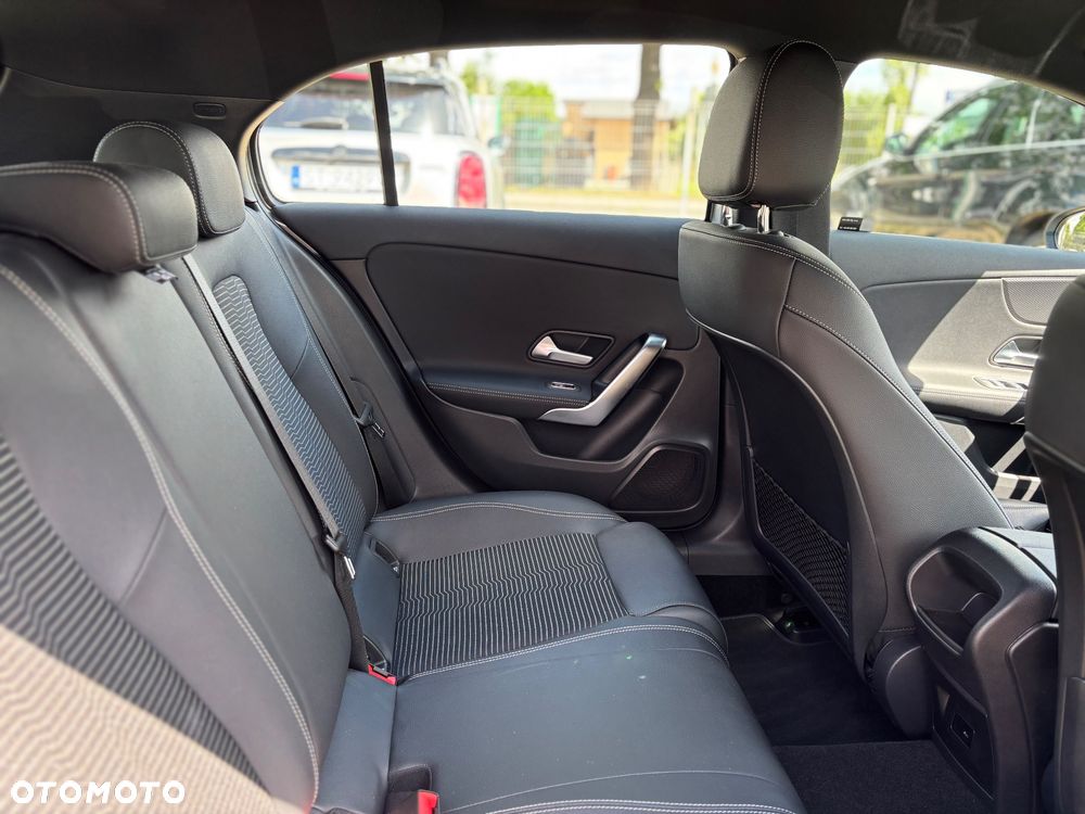 Mercedes-Benz Klasa A 200 Progressive 7G-DCT - 22