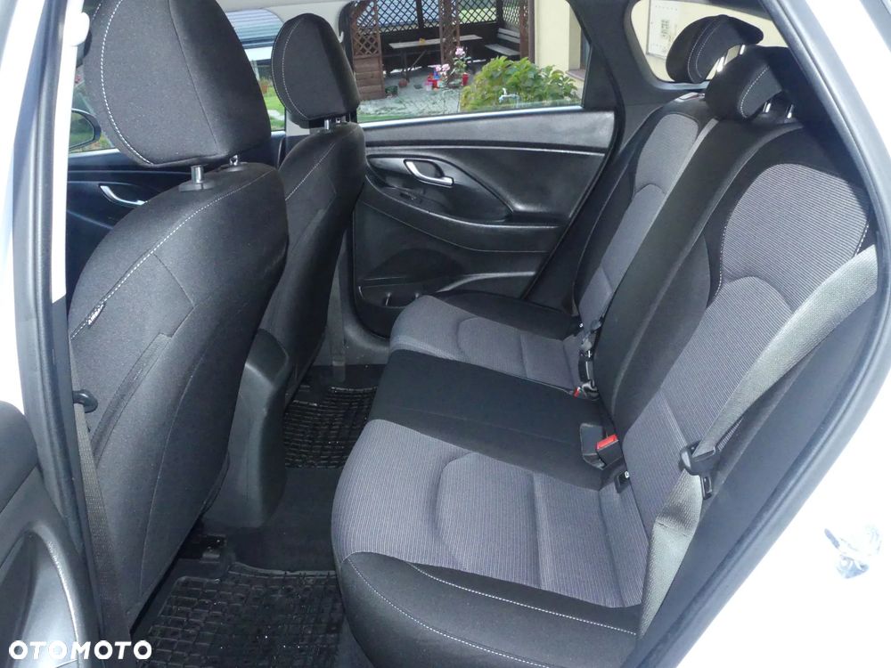 Hyundai i30 - 30