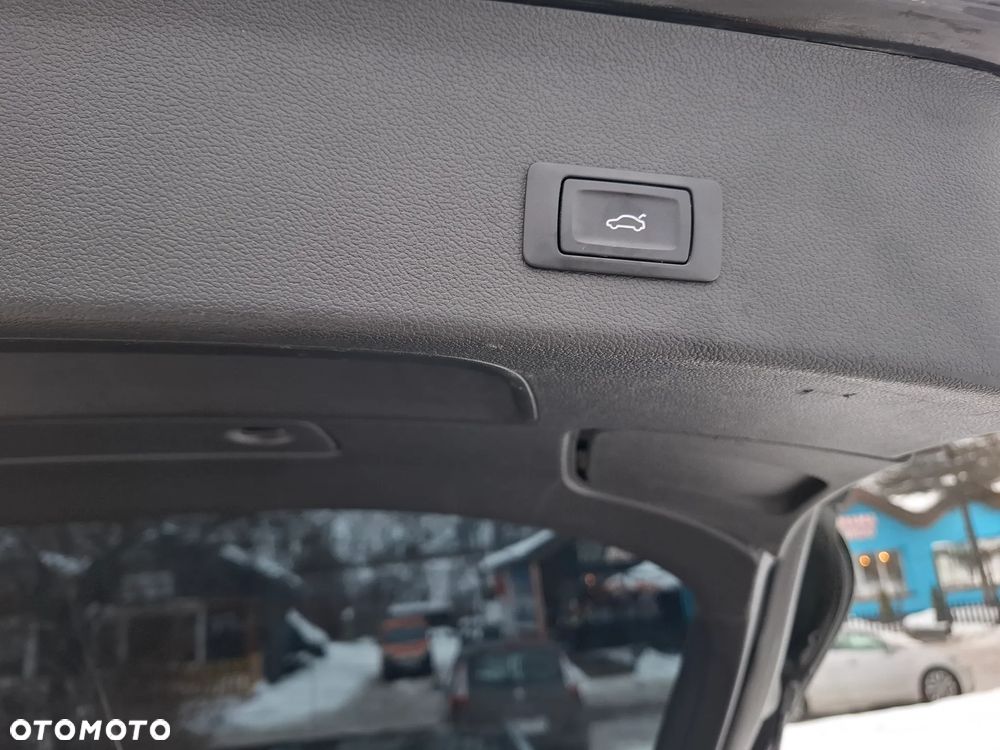 Audi A4 Avant 3.0 TDI DPF Ambiente - 11
