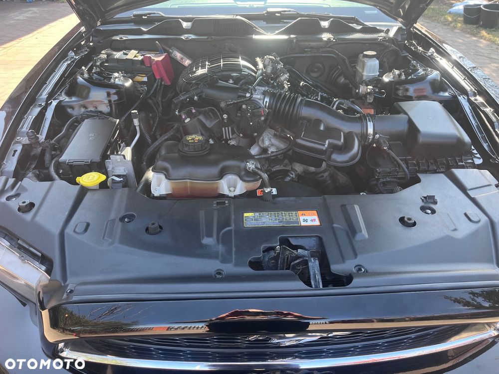 Ford Mustang 3.7 V6 Premium - 35