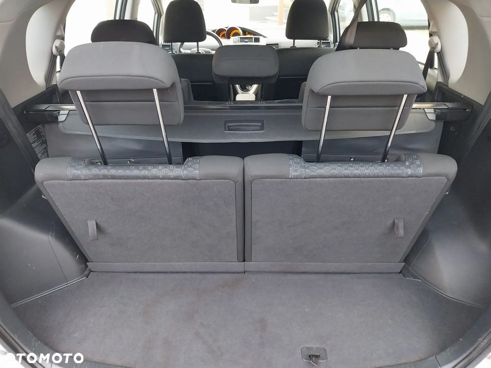 Toyota Verso 1.8 7-Sitzer Edition S+ - 8