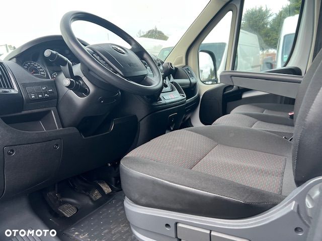 Opel Movano L2H2 2,2 120 KM klima tempomat - 8