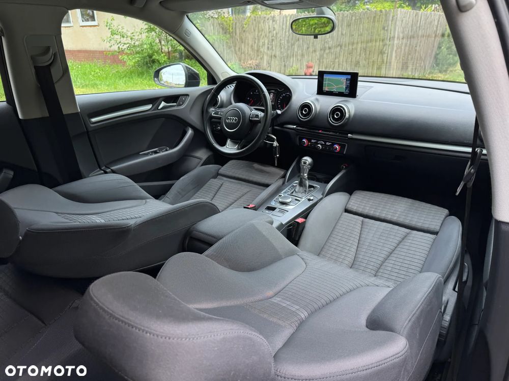 Audi A3 Sportback 1.6 TDI (clean diesel) S tronic S line Sportpaket - 30