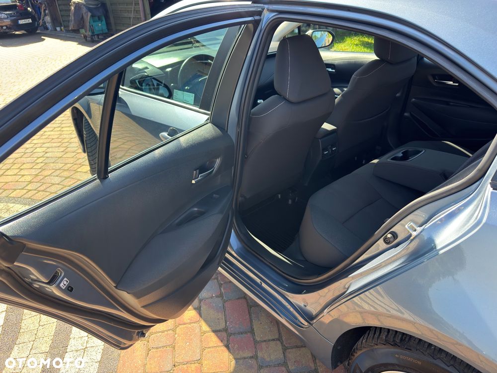 Toyota Corolla 1.6 Comfort - 11