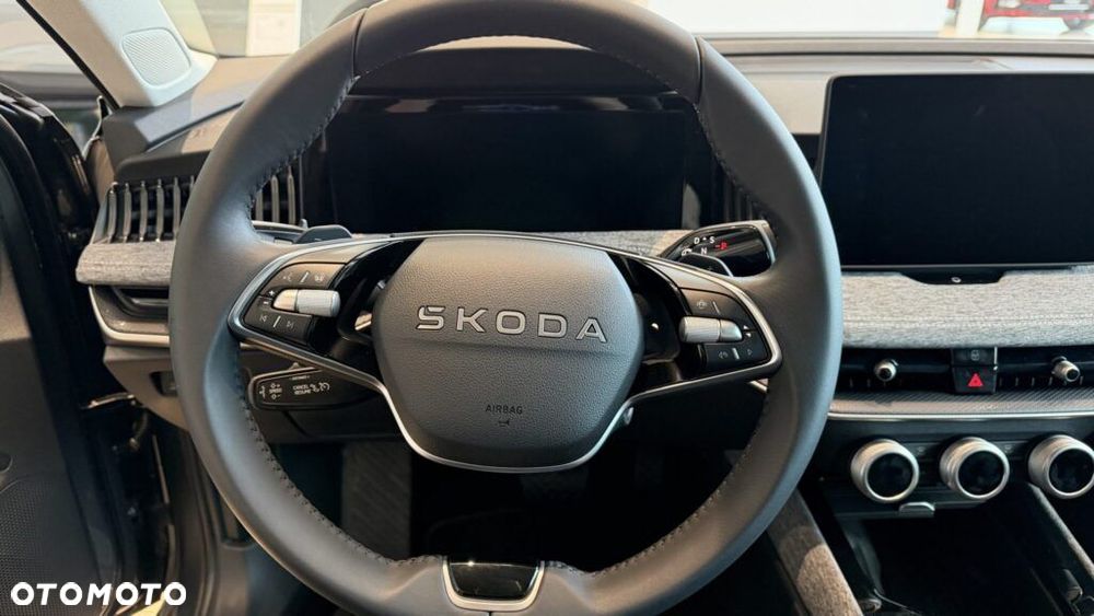 Skoda Superb 2.0 TDI SCR Drive DSG - 17