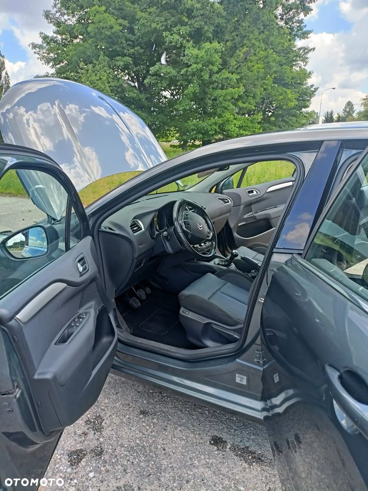 Citroën C4 1.6 HDi Selection - 4
