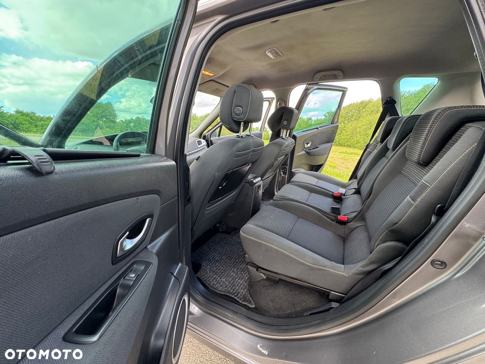 Renault Scenic - 25