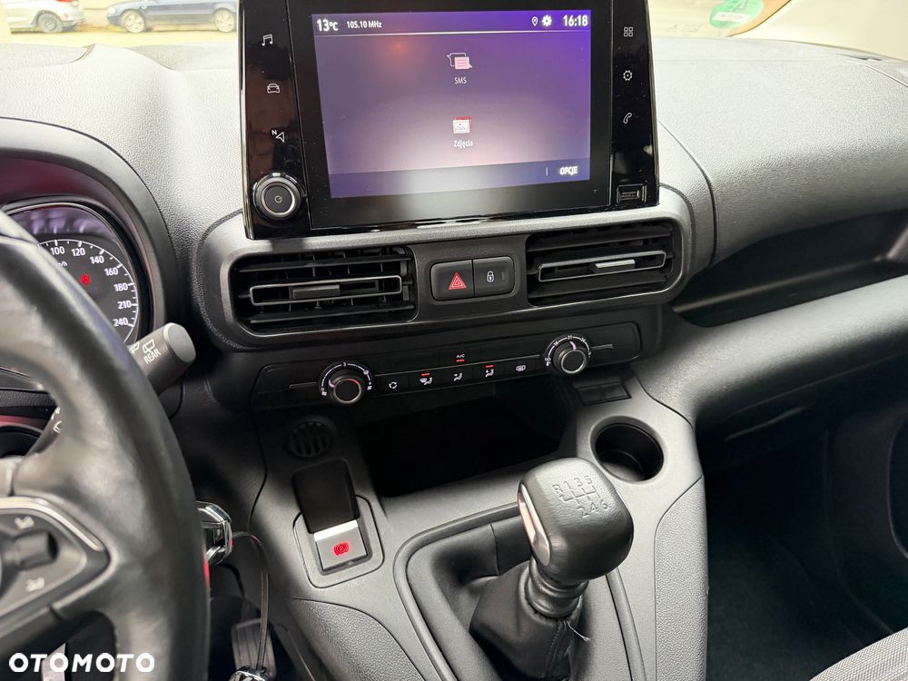 Opel Combo 1.2 Turbo Start/Stop Edition - 20