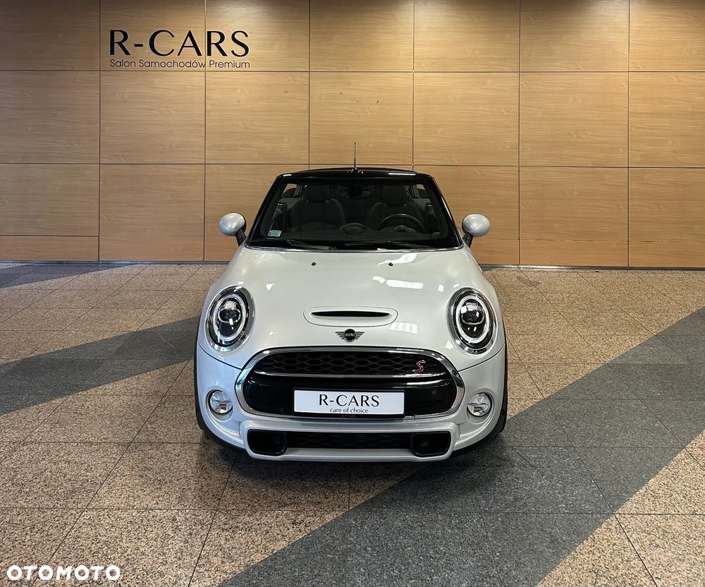 MINI Cooper S Sidewalk - 3