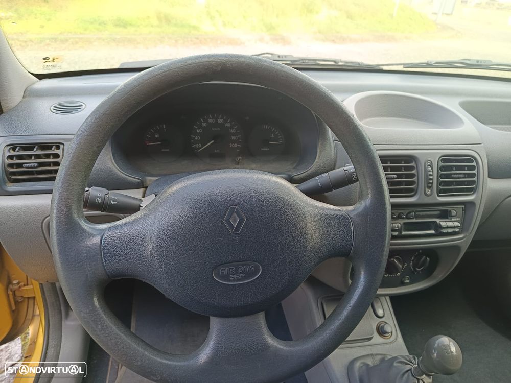Renault Clio 1.9 D Van - 20
