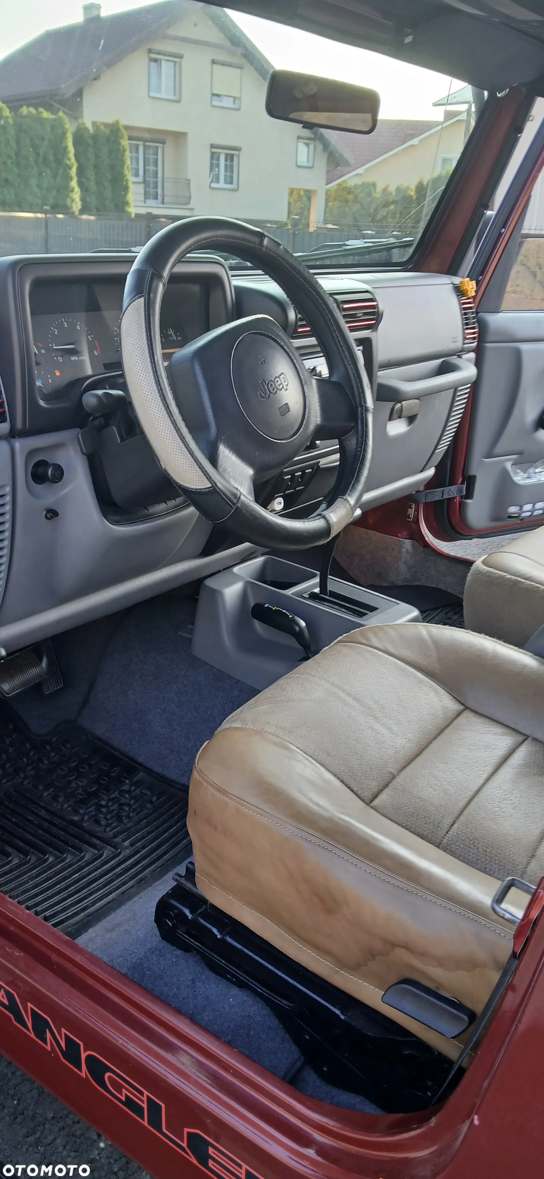 Jeep Wrangler - 10
