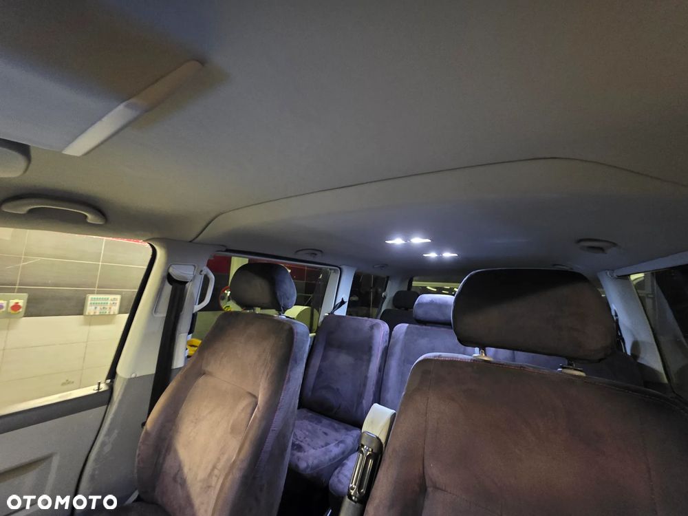 Volkswagen Caravelle L1 4Motion - 30