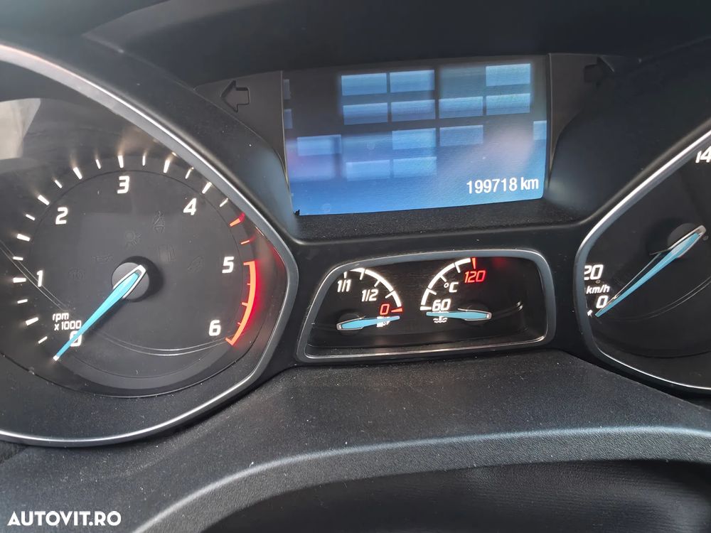 FORD Kuga 2015 — imagine 13