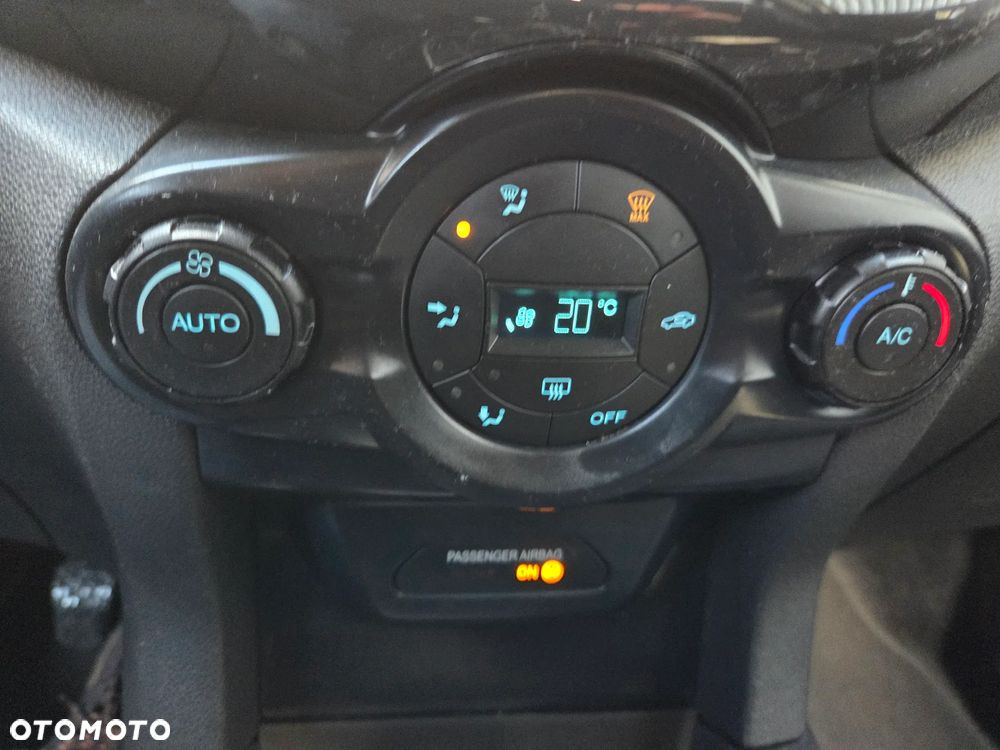 Ford EcoSport 1.0 EcoBoost TREND - 15