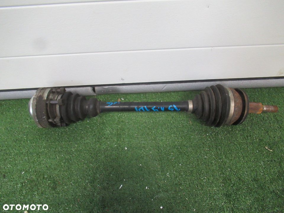 PÓŁOŚ LEWA VW TRANSPORTER T5 1.9 TDI 102 KM 7H0 7H0407271T 2003- - 2