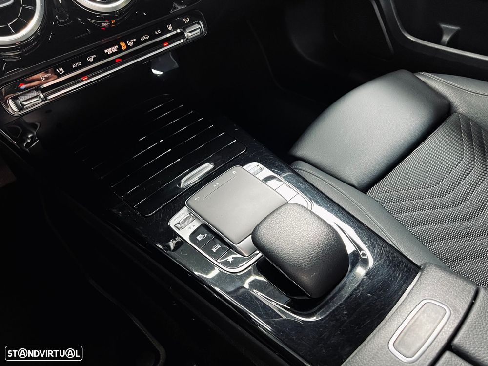 Mercedes-Benz A 250 e Progressive - 22