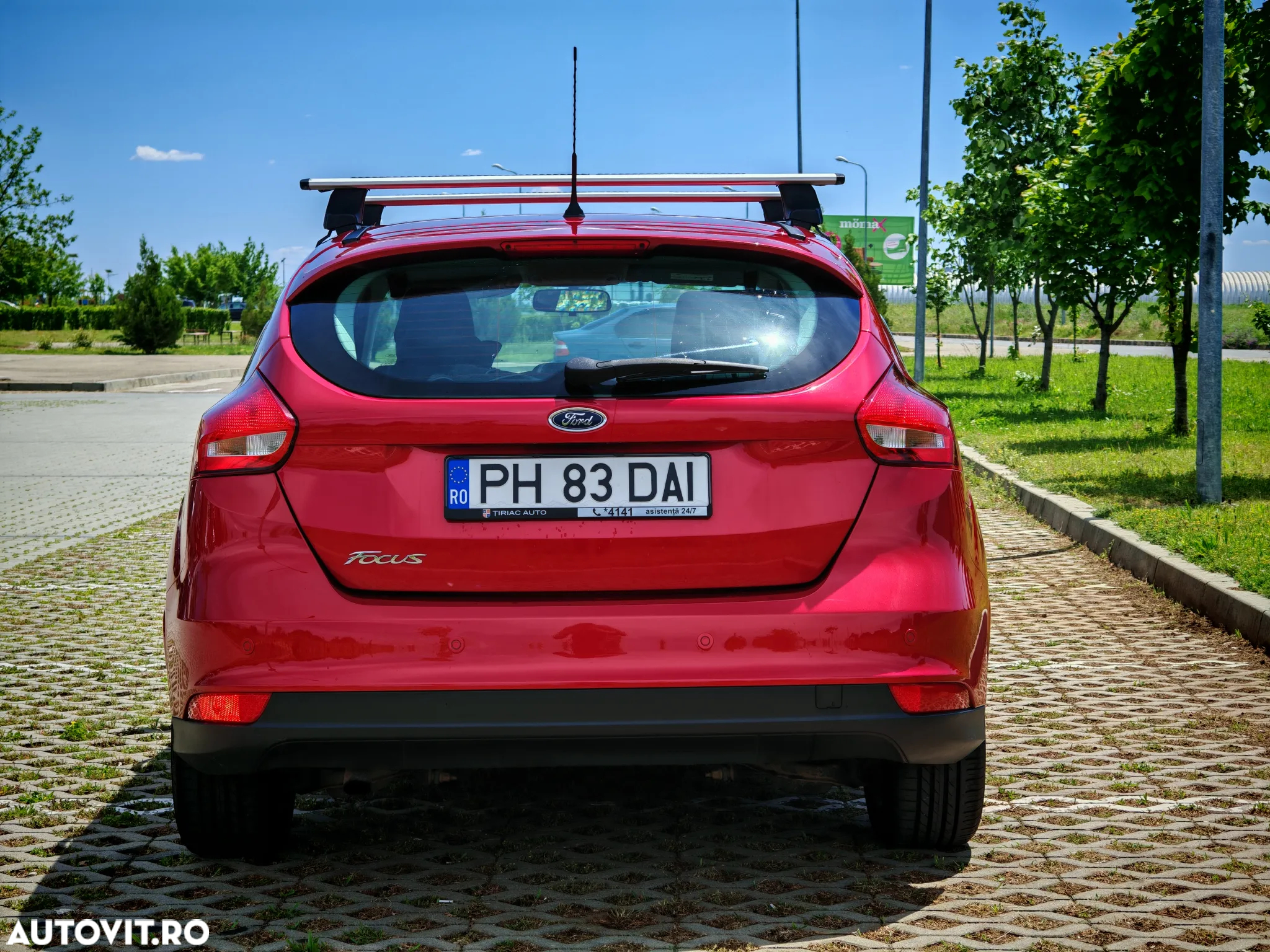 Ford Focus 1.5 TDCi Powershift Titanium - 8