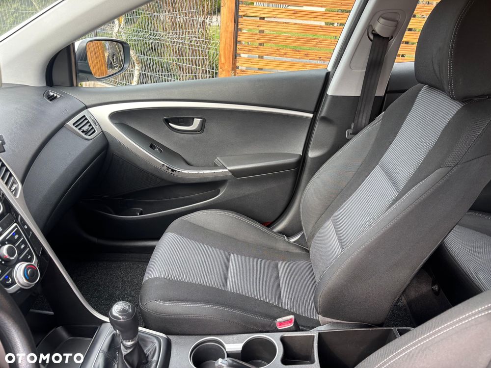 Hyundai i30 1.4 BlueDrive Comfort - 22